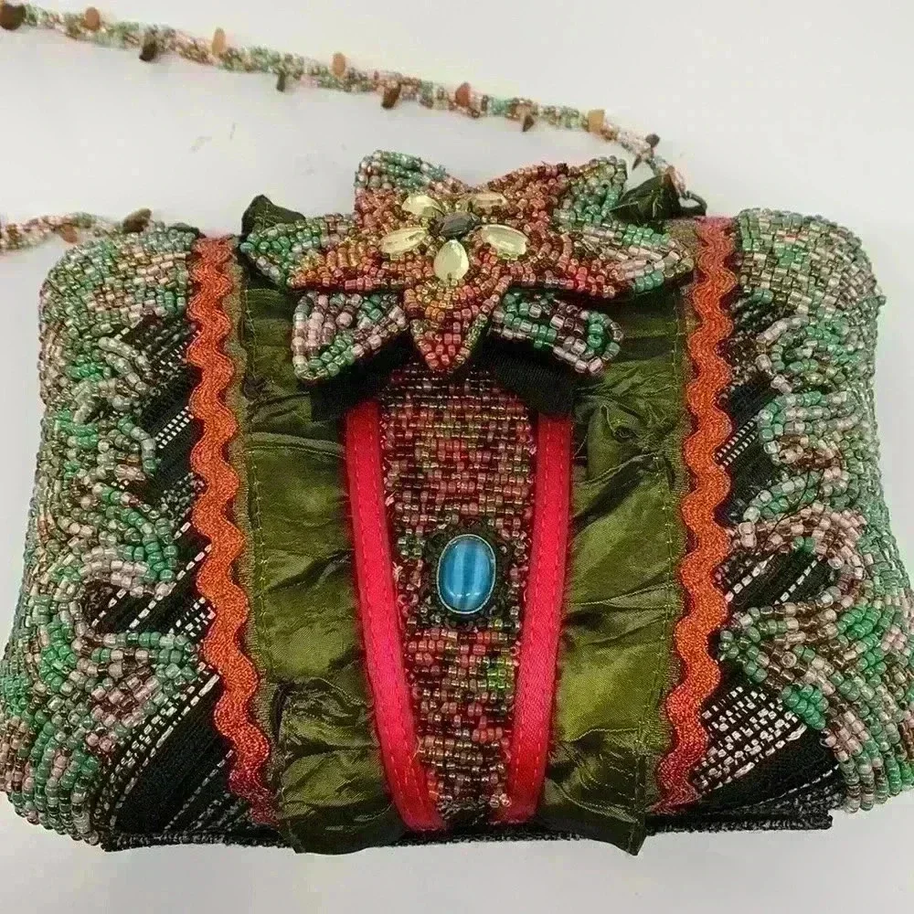 BEADED bag- GORGEOUS!! See video - Picture 7 of 10